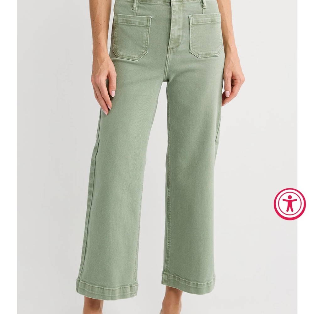 Risen Cropped Patch Pocket pants